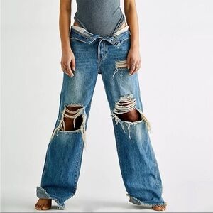 Free People Ollie Extreme Wide Leg Jeans NWT Size 30 Color Blue